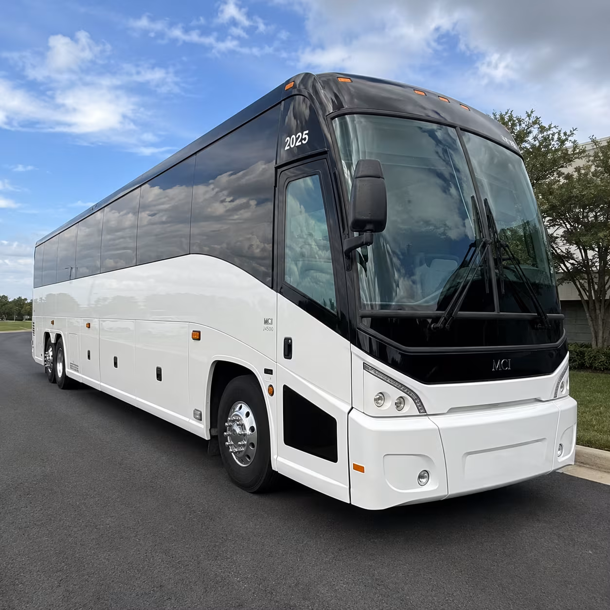 charter buses for corporate events and conference shuttles in laguna niguel