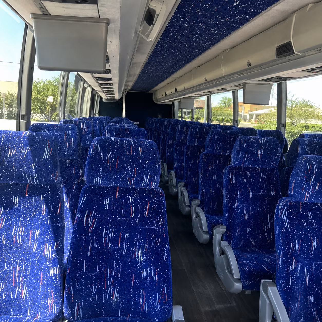 charter buses to temecula wine country for large groups departing laguna niguel