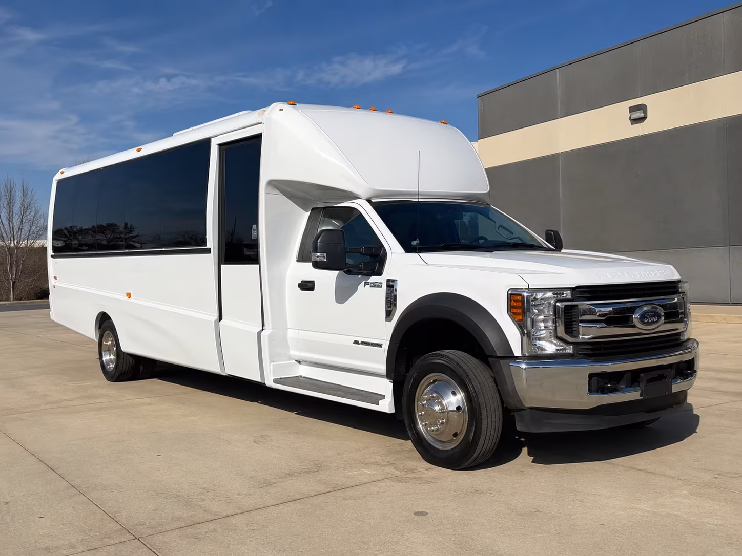 employee shuttle buses for laguna niguel commuters and corporate campuses