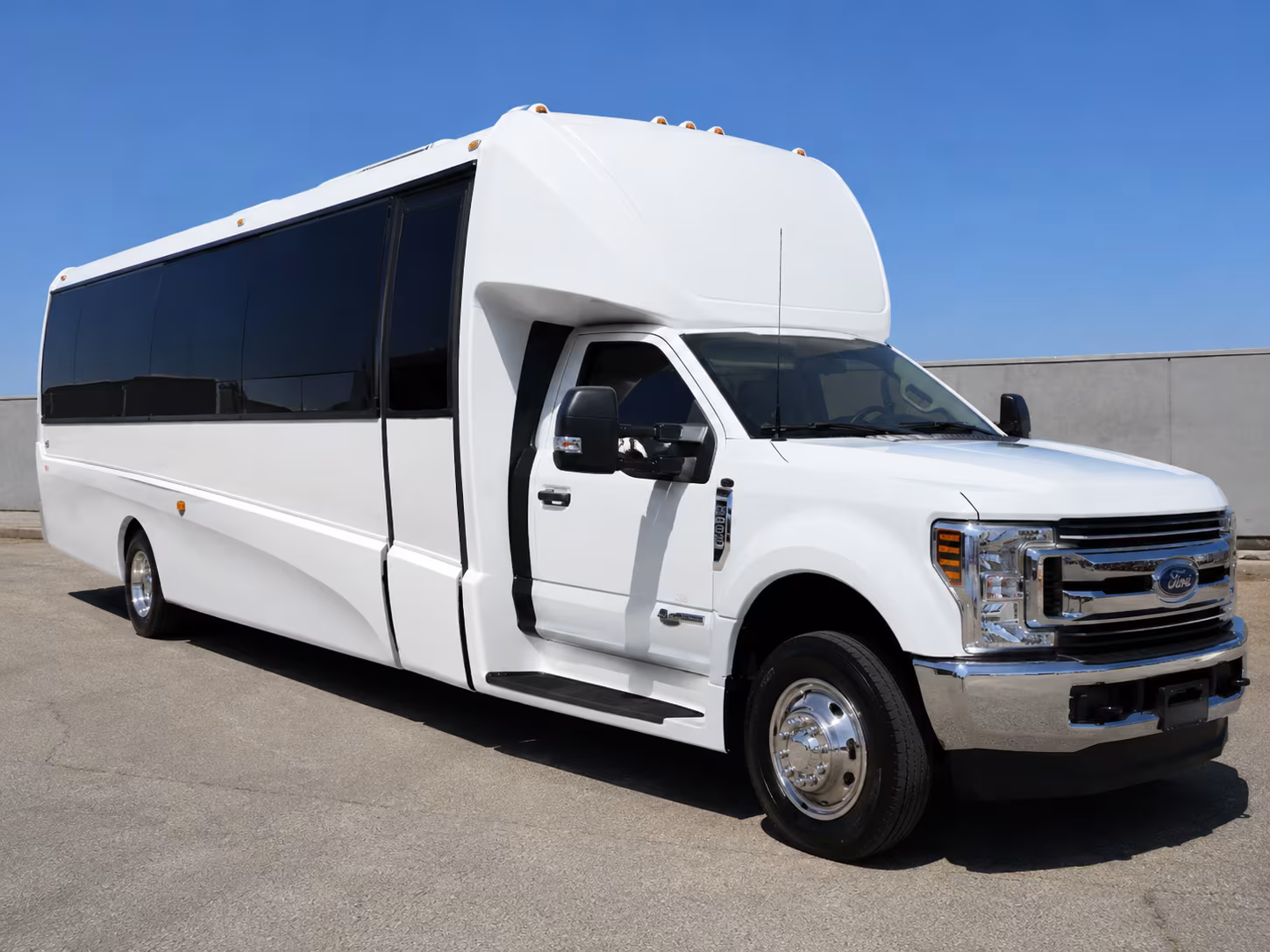 find the perfect transportation for your next corporate event 5