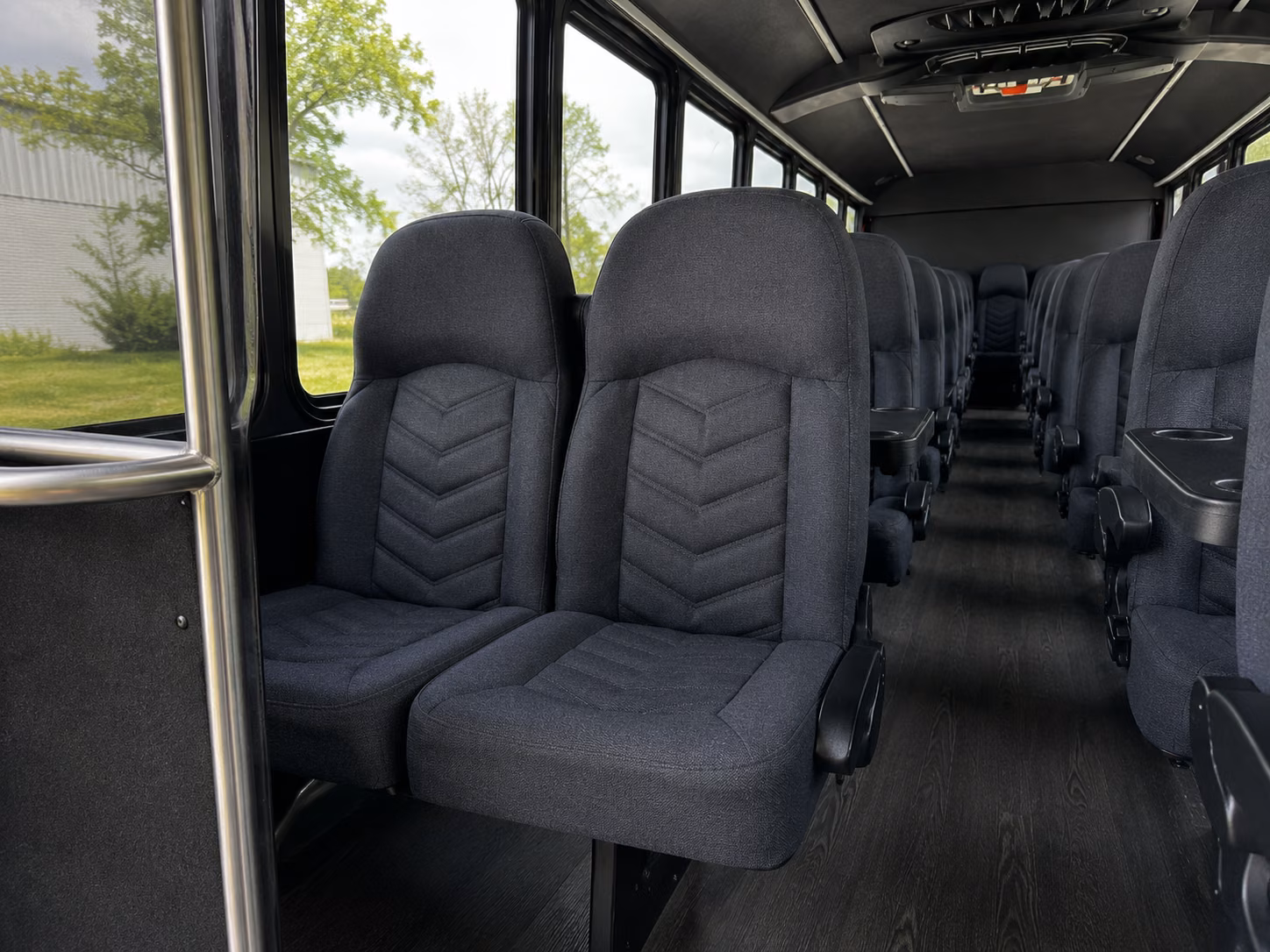laguna niguel 18 passenger minibus interior