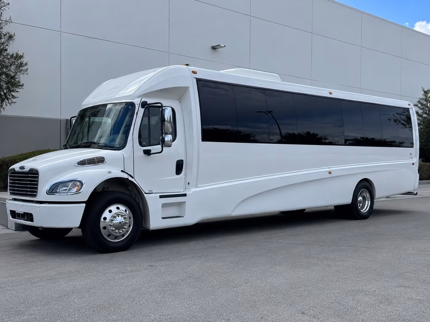 laguna niguel corporate party bus rental