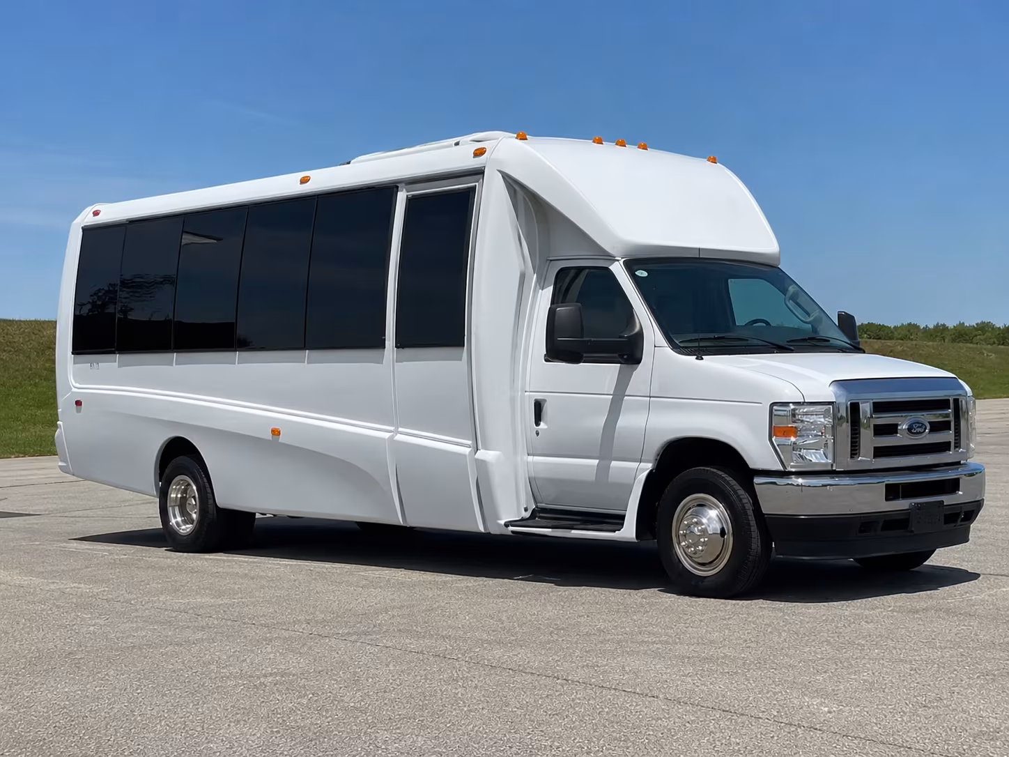 laguna niguel holiday party bus rental