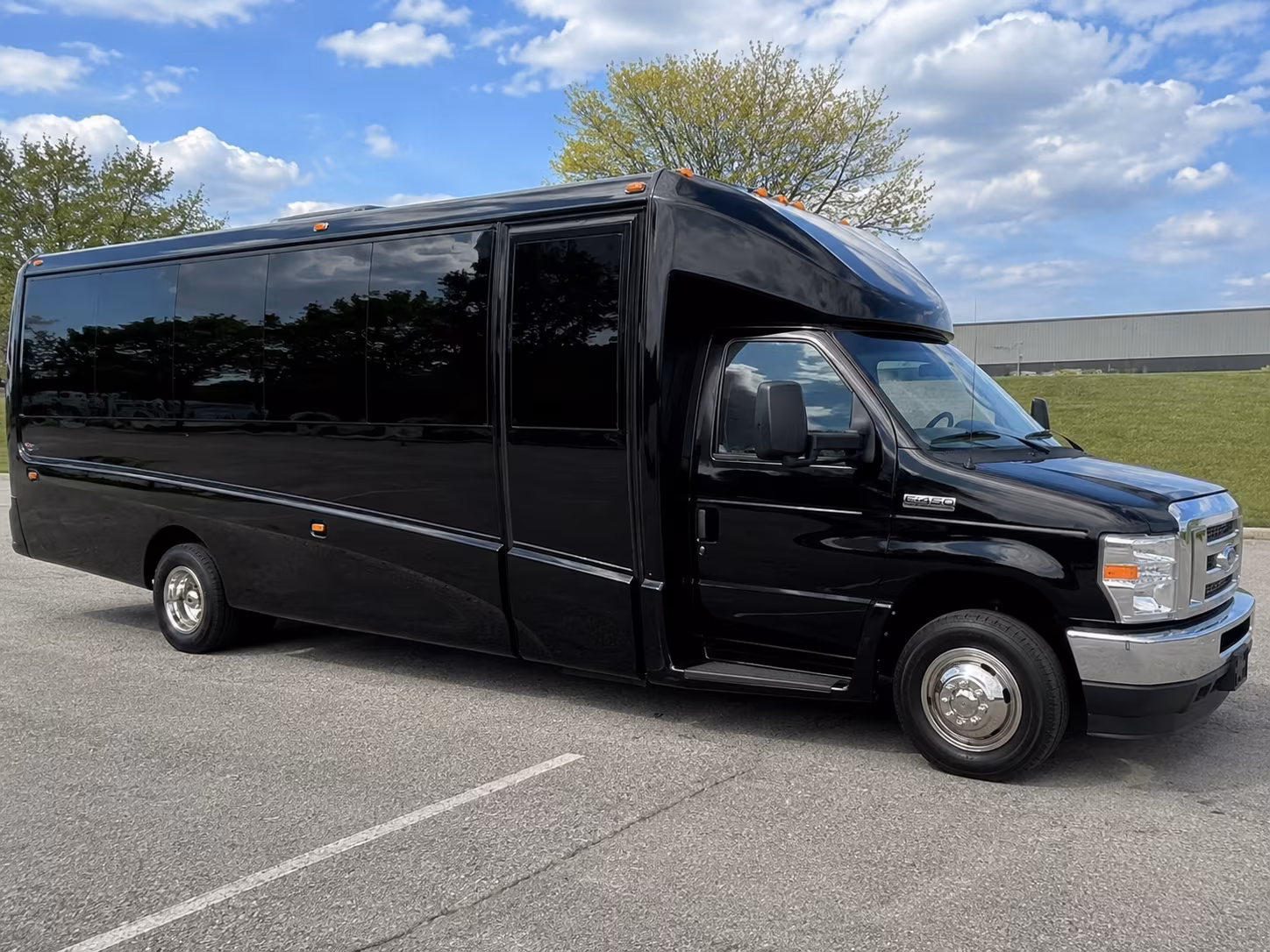 weekly worship shuttle buses for laguna niguel congregations